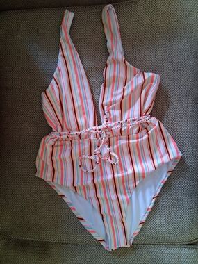 Reef High Cut Desert Daze Plunge One Piece Swimsuit Size Large